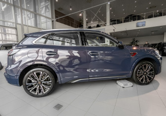 Новый Hongqi HS5 2024 (4 фото)