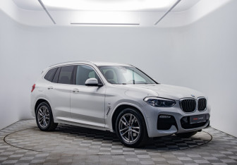 Подержанный автомобиль BMW X3 2019 года (3 фото)