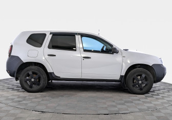 Подержанный автомобиль Renault Duster 2020 года (4 фото)