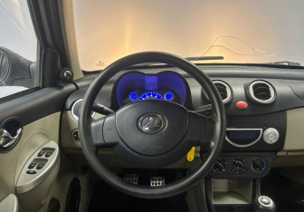 Подержанный автомобиль Lifan Smily 2012 года (14 фото)