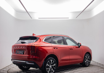 Подержанный автомобиль Haval Jolion 2022 года (5 фото)