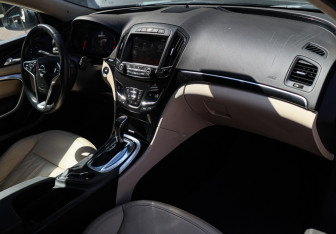 Подержанный автомобиль Opel Insignia Wagon 2014 года (7 фото)