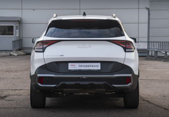 Подержанный автомобиль Kia Sportage 2025 года (6 фото)