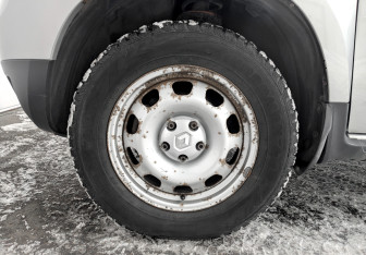 Подержанный автомобиль Renault Duster 2013 года (18 фото)