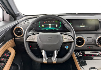 Подержанный автомобиль Evolute i-SKY 2024 года (22 фото)