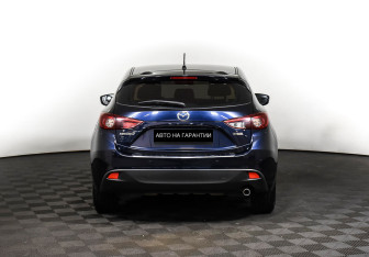 Подержанный автомобиль Mazda 3 Hatchback 2014 года (6 фото)