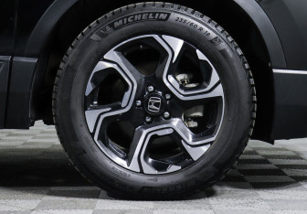 Подержанный автомобиль Honda CR-V 2019 года (6 фото)