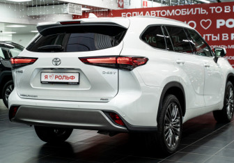 Новый Toyota Highlander 2026 (5 фото)