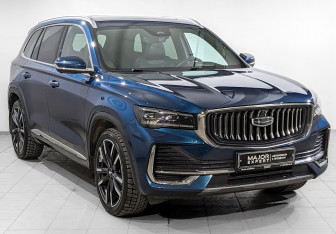 Подержанный автомобиль Geely Monjaro 2023 года (3 фото)