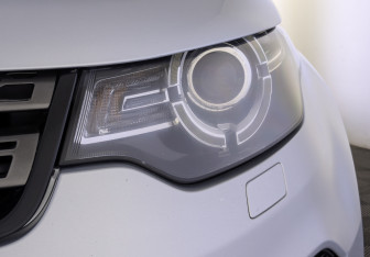 Подержанный автомобиль Land Rover Discovery Sport 2018 года (11 фото)