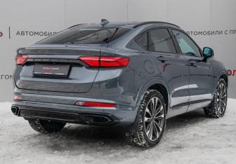 Подержанный автомобиль Geely Tugella 2021 года (5 фото)