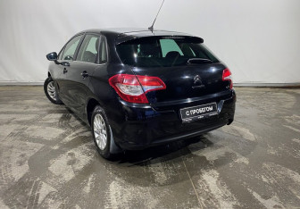 Подержанный автомобиль Citroen C4 Hatchback 2012 года (4 фото)