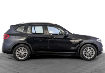 Подержанный автомобиль BMW X3 2021 года (4 фото)
