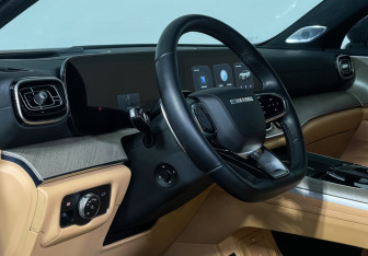 Подержанный автомобиль Jaecoo J8 2024 года (13 фото)