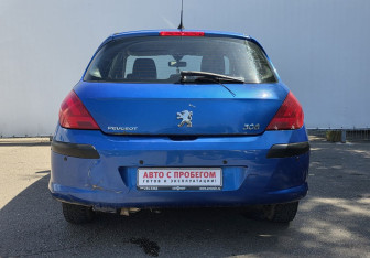Подержанный автомобиль Peugeot 308 Hatchback 2010 года (6 фото)