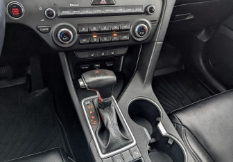 Подержанный автомобиль Kia Sportage 2021 года (21 фото)