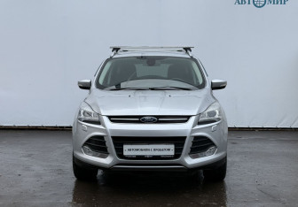 Подержанный автомобиль Ford Kuga 2013 года (2 фото)