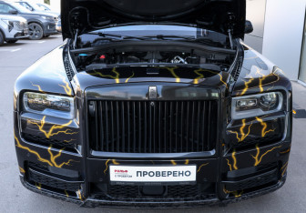 Подержанный автомобиль Rolls-Royce Cullinan 2019 года (9 фото)