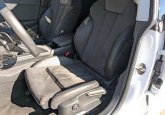 Подержанный автомобиль Audi A5 Liftback 2024 года (23 фото)