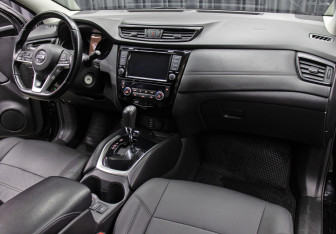 Подержанный автомобиль Nissan Qashqai 2019 года (12 фото)