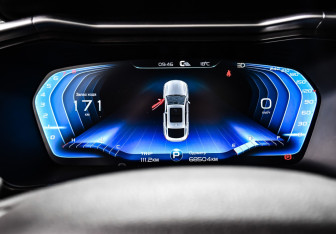 Подержанный автомобиль Geely Tugella 2022 года (10 фото)