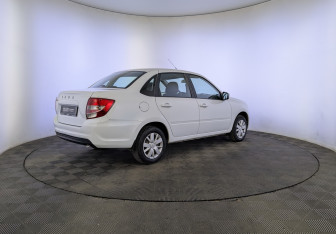 Подержанный автомобиль LADA (ВАЗ) Granta Sedan 2022 года (5 фото)