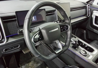 Подержанный автомобиль Jaecoo J7 2023 года (12 фото)