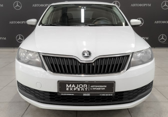 Подержанный автомобиль Skoda Rapid Liftback 2019 года (2 фото)