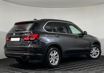 Подержанный автомобиль BMW X5 2016 года (2 фото)