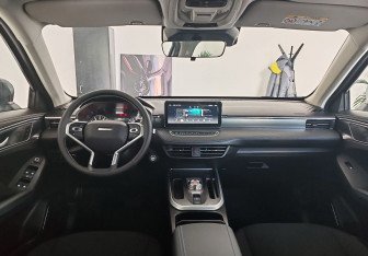 Новый Haval Jolion 2025 (14 фото)