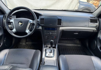 Подержанный автомобиль Chevrolet Epica 2011 года (9 фото)