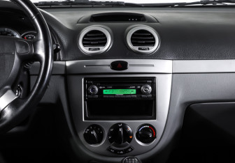 Подержанный автомобиль Chevrolet Lacetti Hatchback 2010 года (14 фото)