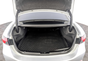 Подержанный автомобиль Mazda 6 Sedan 2018 года (10 фото)