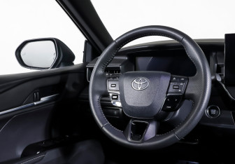 Новый Toyota Camry Sedan 2024 (14 фото)