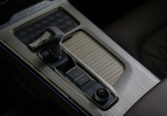 Подержанный автомобиль Exeed VX 2023 года (17 фото)