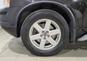 Подержанный автомобиль Volvo XC90 2012 года (11 фото)