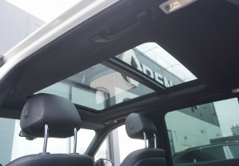 Подержанный автомобиль BMW X5 2016 года (16 фото)