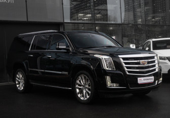 Подержанный автомобиль Cadillac Escalade Suv 2018 года (3 фото)