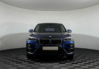 Подержанный автомобиль BMW X1 2015 года (3 фото)