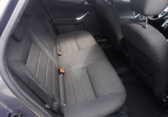 Подержанный автомобиль Ford Mondeo Sedan 2011 года (10 фото)