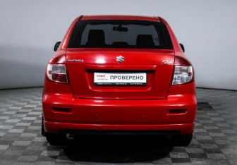 Подержанный автомобиль Suzuki SX4 Sedan 2010 года (6 фото)