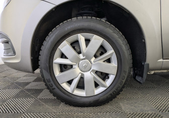 Подержанный автомобиль LADA (ВАЗ) Granta Sedan 2022 года (18 фото)