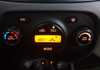 Подержанный автомобиль Kia Rio Sedan 2007 года (14 фото)