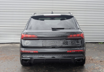 Новый Audi Q7 2025 (6 фото)