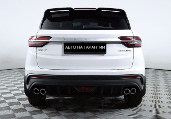 Подержанный автомобиль Geely Coolray 2021 года (4 фото)