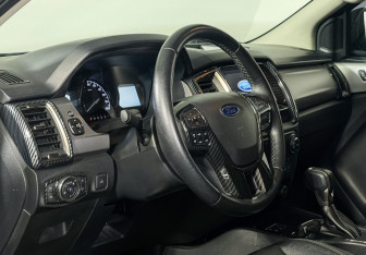 Подержанный автомобиль Ford Ranger 2021 года (13 фото)