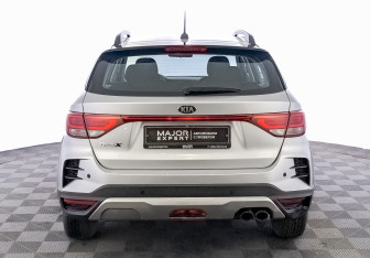 Подержанный автомобиль Kia Rio Hatchback 2021 года (6 фото)