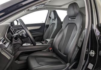 Подержанный автомобиль Москвич 6 2023 года (20 фото)