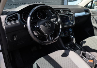 Подержанный автомобиль Volkswagen Tiguan 2017 года (13 фото)