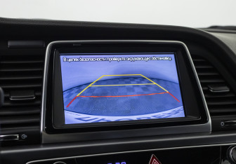 Подержанный автомобиль Hyundai Sonata 2018 года (15 фото)